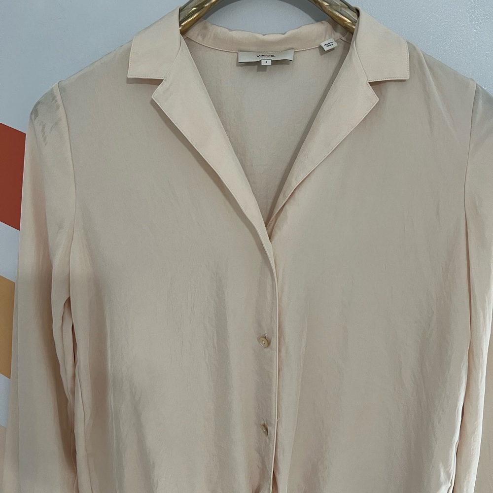 Vince Silk Blouse with Bottom Adjustable Tied Waist Hem 2 Ivory - Picture 4 of 8